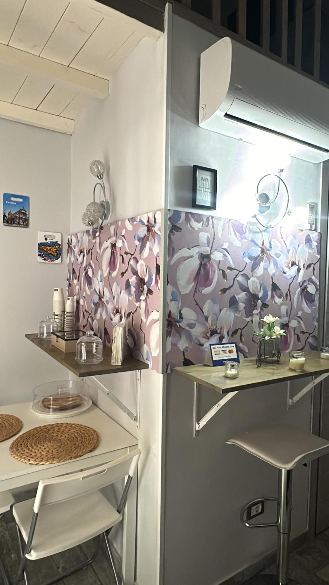 Sicily House Apartment คาตาเนีย ภายนอก รูปภาพ